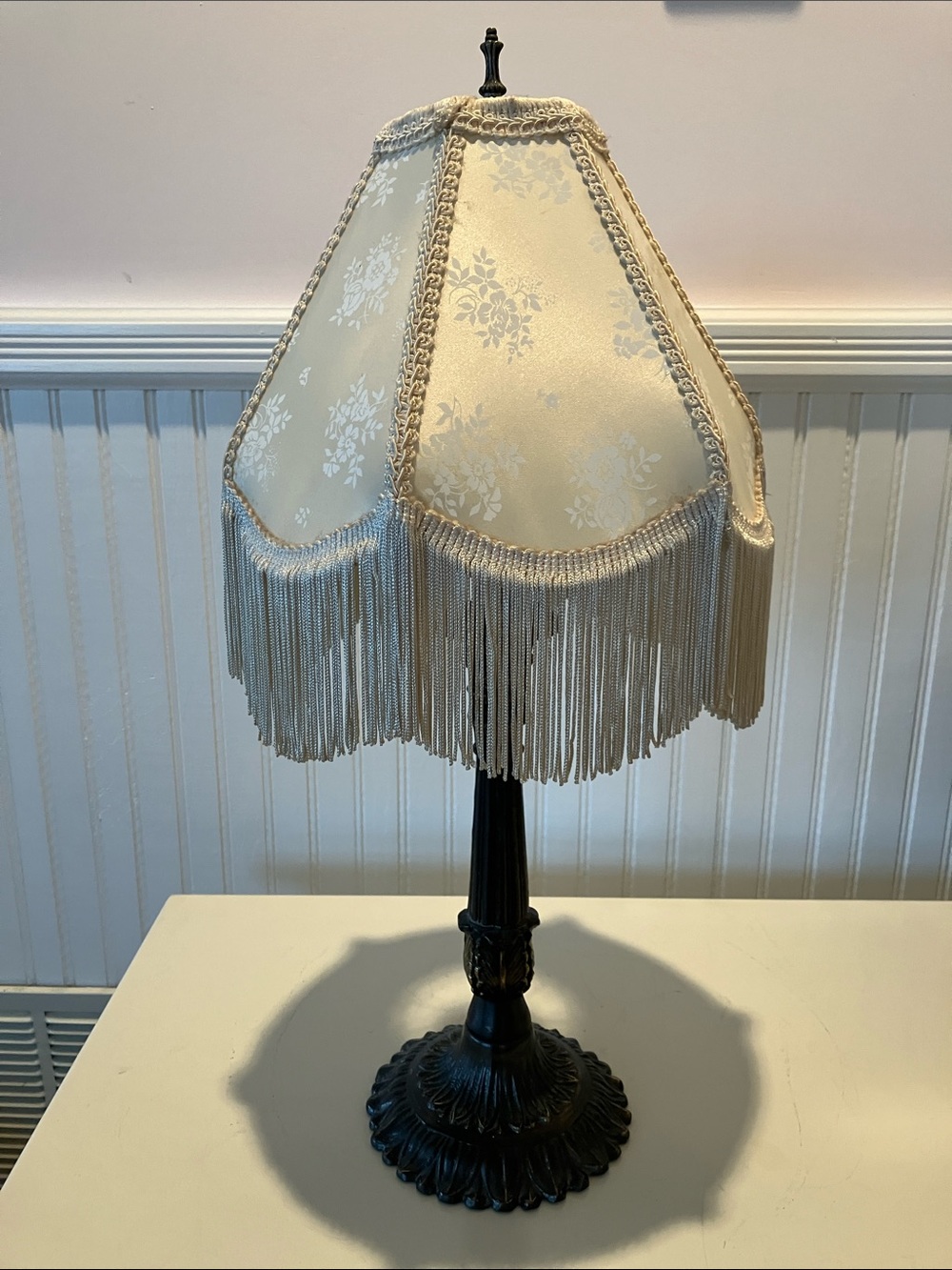 Vintage Victorian Style Boudoir Table Lamp With Fringe Lampshade - Picture 13 of 15